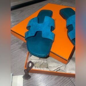Used Hermes slide